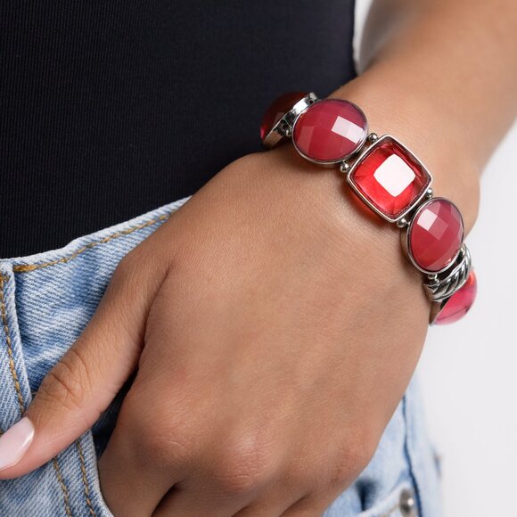 paparazzi Jewelry - Glassy Generosity - Pink Bracelet